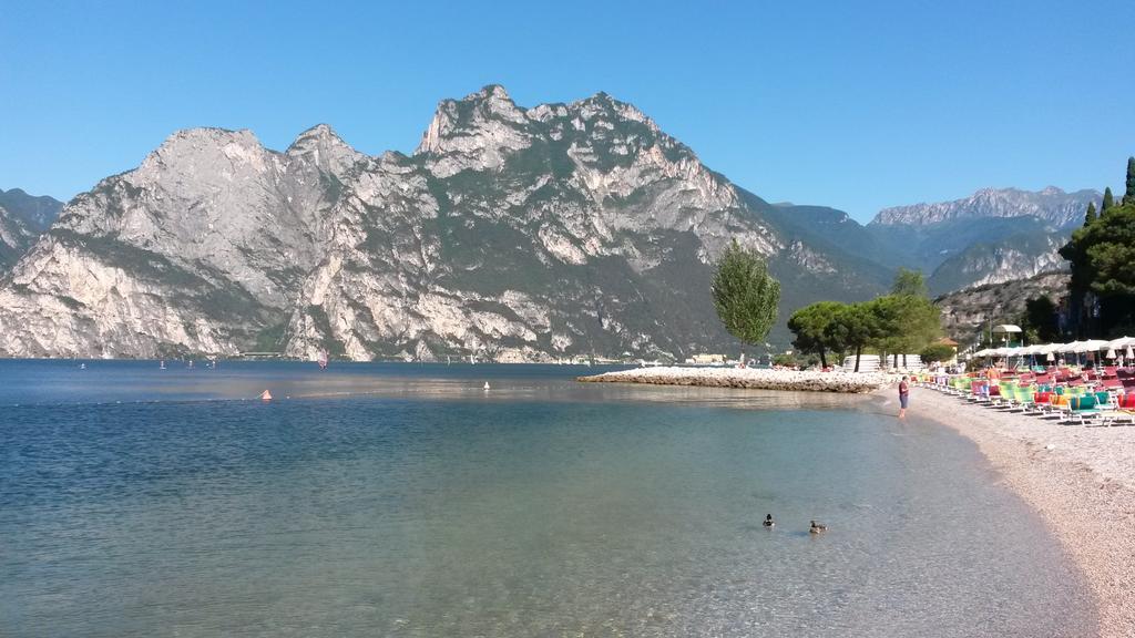 Park Hotel Eden Torbole Sul Garda ภายนอก รูปภาพ